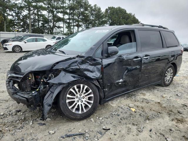 Photo 1 from auction – 2018 TOYOTA SIENNA XLE with VIN 5TDYZ3DC0JS917985
