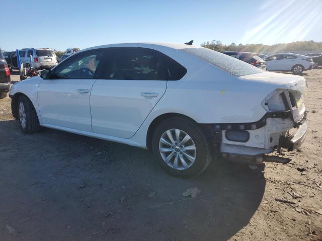Photo 2 from auction – 2015 VOLKSWAGEN PASSAT S with VIN 1VWAS7A31FC016177
