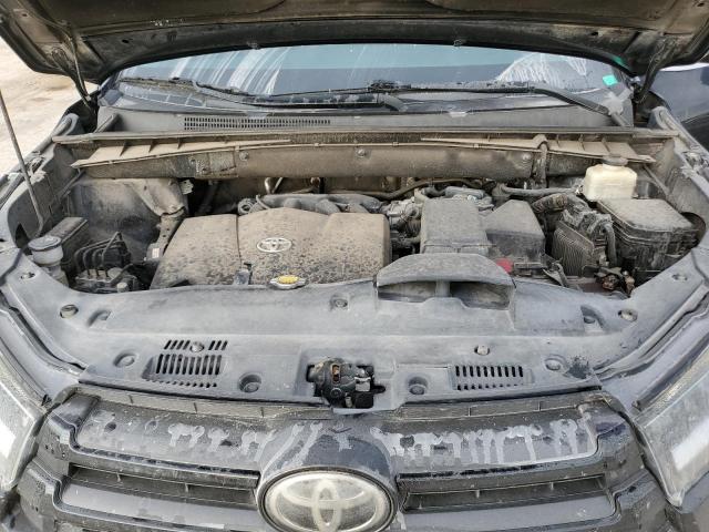 Photo 12 from auction – 2017 TOYOTA HIGHLANDER with VIN 5TDKZRFH1HS190142