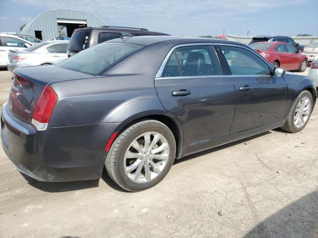 Photo 3 from auction – 2016 CHRYSLER 300 LIMITE with VIN 2C3CCARG7GH261680