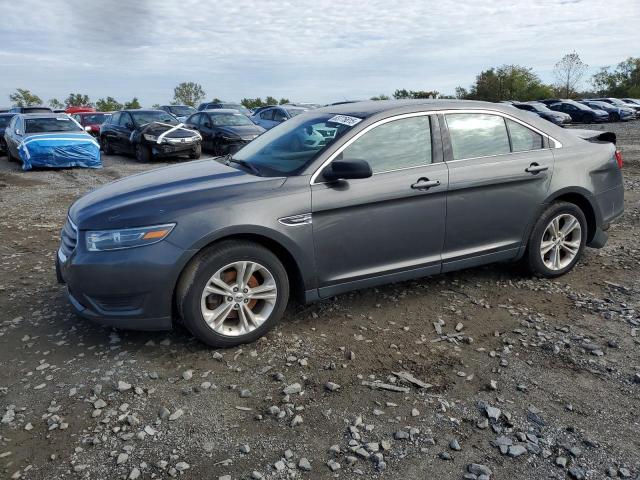 FORD TAURUS SE 2016 مع رقم تعريف المركبة 1FAHP2D8XGG156824 - صورة من المزاد