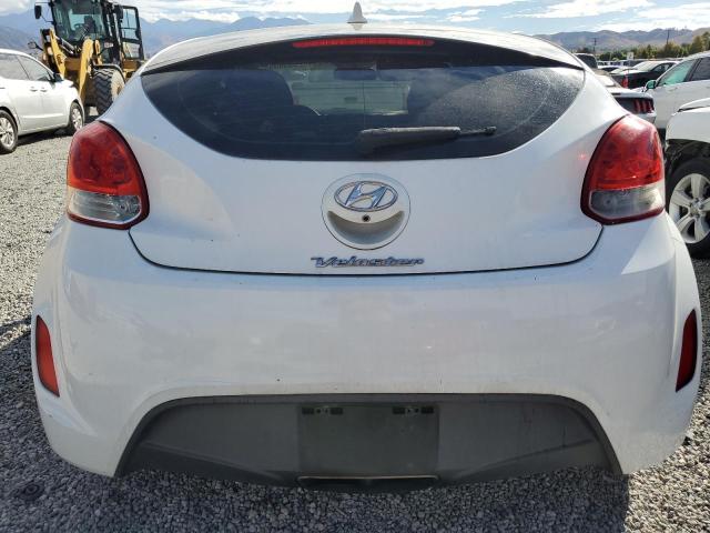 Photo 6 from auction – 2016 HYUNDAI VELOSTER with VIN KMHTC6AD3GU270279