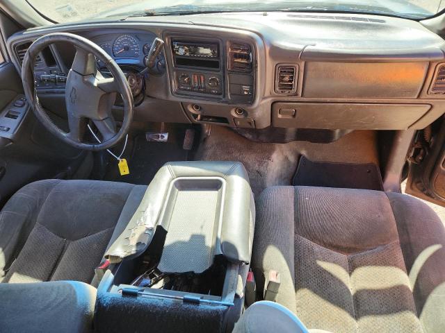 Photo 8 from auction – 2003 CHEVROLET SILVERADO with VIN 2GCEC19V331117338