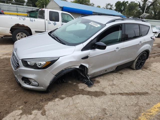 FORD ESCAPE SE 2017 with VIN 1FMCU0GD0HUC49991 - Photo from auction