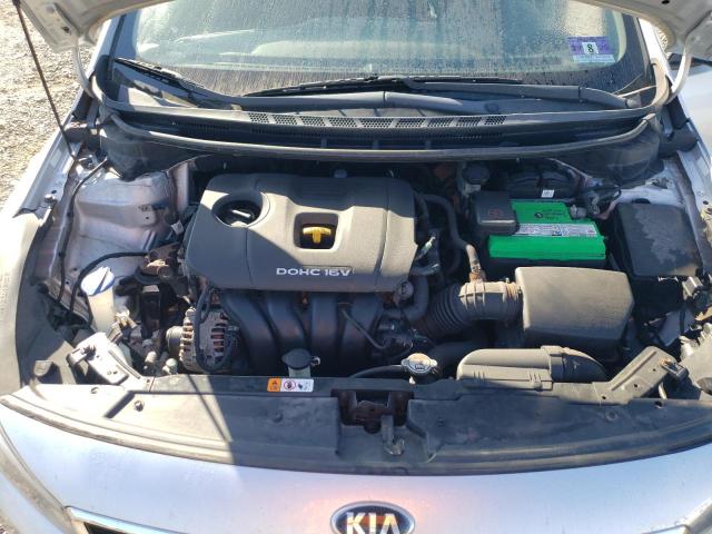 Photo 11 from auction – 2017 KIA FORTE LX with VIN 3KPFK4A76HE137633