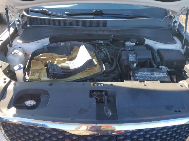 Photo 12 from auction – 2016 KIA SORENTO LX with VIN 5XYPGDA59GG099790