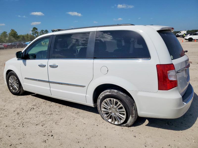 Photo 2 from auction – 2016 CHRYSLER TOWN & COU with VIN 2C4RC1CG2GR111291