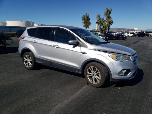 Photo 4 from auction – 2017 FORD ESCAPE SE with VIN 1FMCU0G97HUB31206