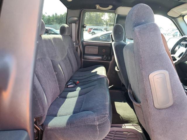Photo 10 from auction – 2001 CHEVROLET SILVERADO with VIN 1GCEC19T11E104081