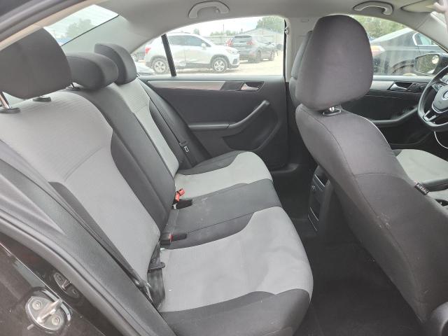 Photo 10 from auction – 2018 VOLKSWAGEN JETTA S with VIN 3VW2B7AJ6JM229491