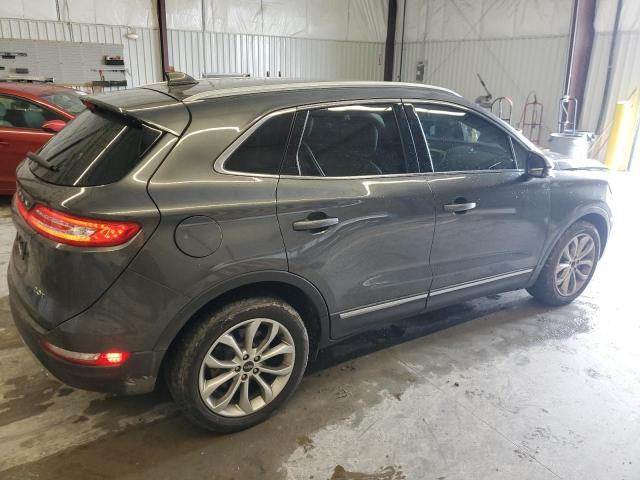 Photo 3 from auction – 2017 LINCOLN MKC SELECT with VIN 5LMCJ2C97HUL35429