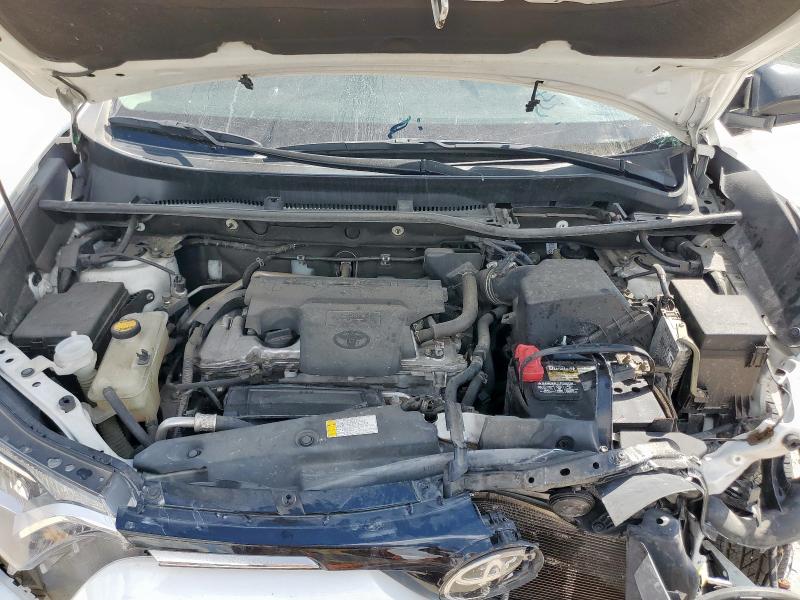 Photo 12 from auction – 2017 TOYOTA RAV4 LE with VIN 2T3ZFREVXHW405188