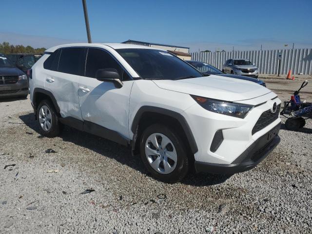 Photo 4 from auction – 2022 TOYOTA RAV4 LE with VIN JTMF1RFV7ND090097
