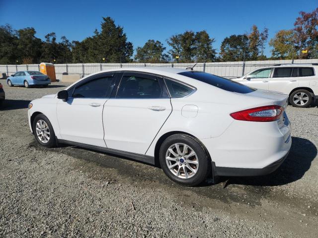 Photo 2 from auction – 2016 FORD FUSION S with VIN 3FA6P0G75GR402783
