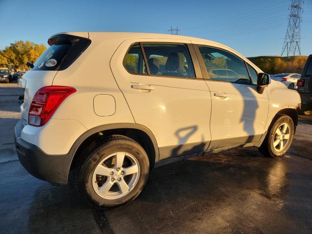Photo 3 from auction – 2016 CHEVROLET TRAX LS with VIN KL7CJNSB7GB611516