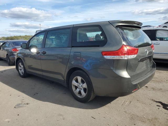 Photo 2 from auction – 2011 TOYOTA SIENNA BAS with VIN 5TDKA3DC4BS008307