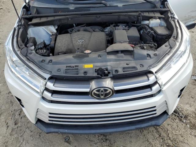 Photo 12 from auction – 2019 TOYOTA HIGHLANDER with VIN 5TDKZRFH4KS565075