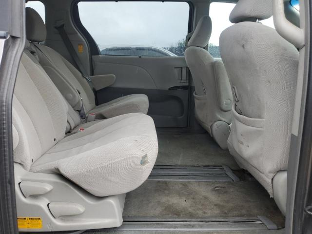 Photo 11 from auction – 2014 TOYOTA SIENNA LE with VIN 5TDKK3DCXES425299