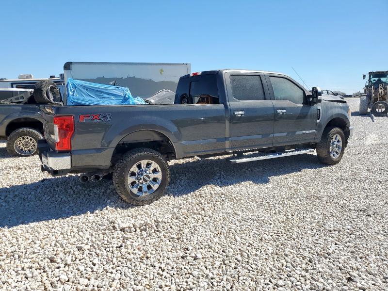 Photo 3 from auction – 2017 FORD F350 SUPER with VIN 1FT8W3BT7HEE83382