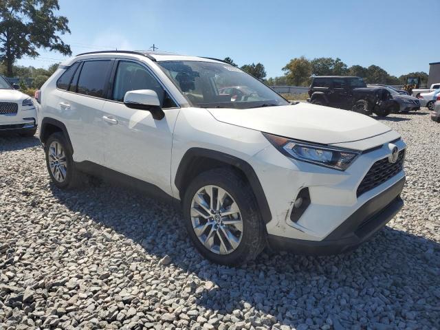Photo 4 from auction – 2021 TOYOTA RAV4 with VIN 2T3C1RFV1MW108534