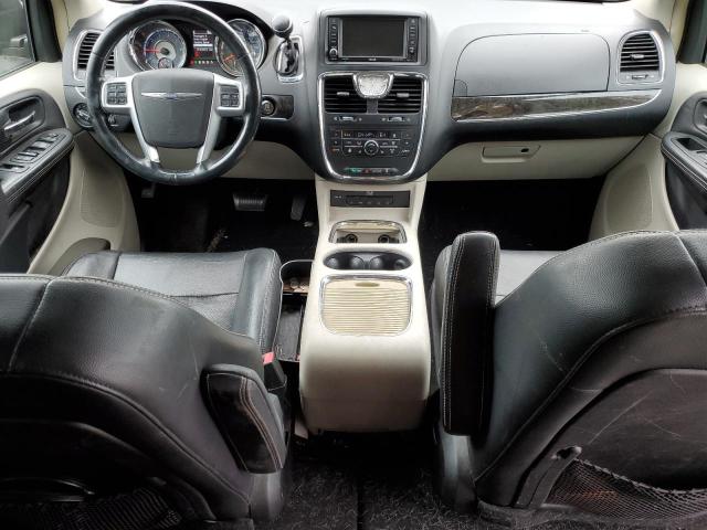 Photo 8 from auction – 2013 CHRYSLER TOWN & COU with VIN 2C4RC1CG6DR695738