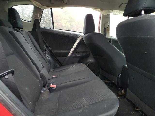 Photo 11 from auction – 2015 TOYOTA RAV4 LE with VIN JTMBFREV9FD160265