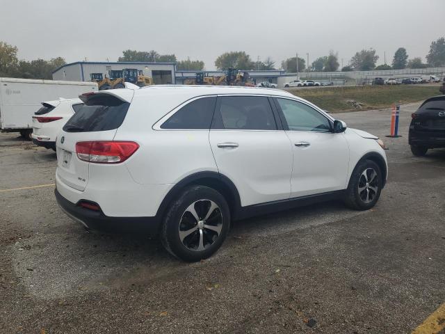 Photo 3 from auction – 2017 KIA SORENTO EX with VIN 5XYPH4A50HG309630