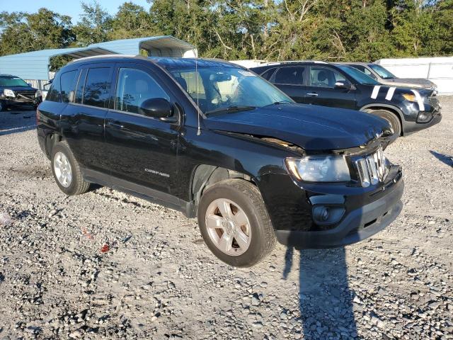 Photo 4 from auction – 2016 JEEP COMPASS LATITUDE with VIN 1C4NJCEA7GD677667