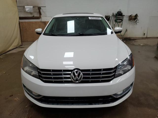 Photo 5 from auction – 2015 VOLKSWAGEN PASSAT SEL with VIN 1VWCV7A37FC045697