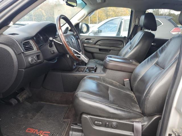 Photo 7 from auction – 2011 GMC YUKON DENA with VIN 1GKS2EEF7BR136173
