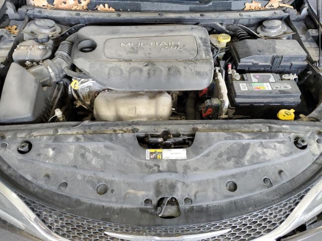 Photo 11 from auction – 2016 CHRYSLER 200 LIMITE with VIN 1C3CCCAB9GN163902