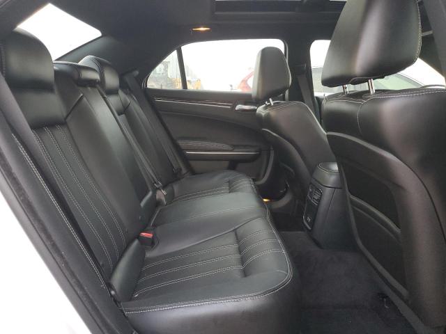 Photo 10 from auction – 2018 CHRYSLER 300 S with VIN 2C3CCAGG0JH165447