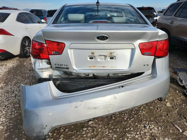 Photo 6 from auction – 2010 KIA FORTE EX with VIN KNAFU4A2XA5809318