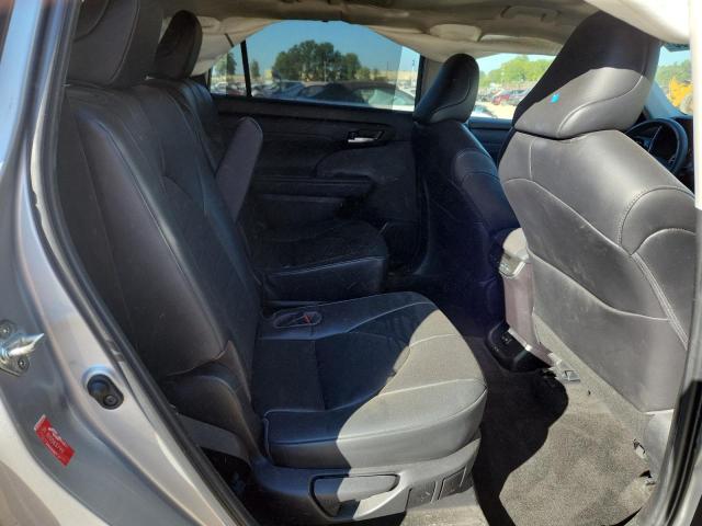 Photo 11 from auction – 2023 TOYOTA HIGHLANDER L with VIN 5TDKDRAH4PS013394