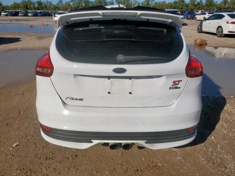 Photo 6 from auction – 2018 FORD FOCUS ST with VIN 1FADP3L97JL246526
