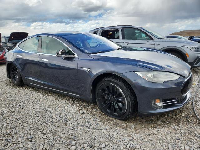 Photo 4 from auction – 2016 TESLA MODEL S with VIN 5YJSA1E2XGF133074