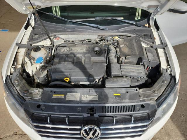 Photo 11 from auction – 2015 VOLKSWAGEN PASSAT SE with VIN 1VWBV7A37FC059529
