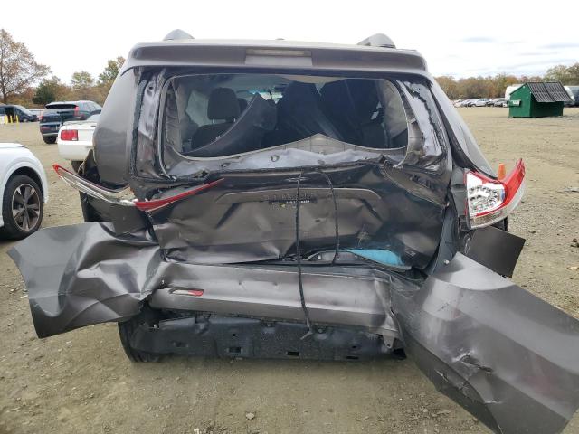 Photo 6 from auction – 2014 TOYOTA SIENNA LE with VIN 5TDKK3DC8ES429299