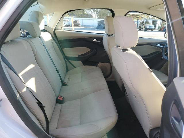 Photo 10 from auction – 2016 FORD FOCUS SE with VIN 1FADP3F28GL404928