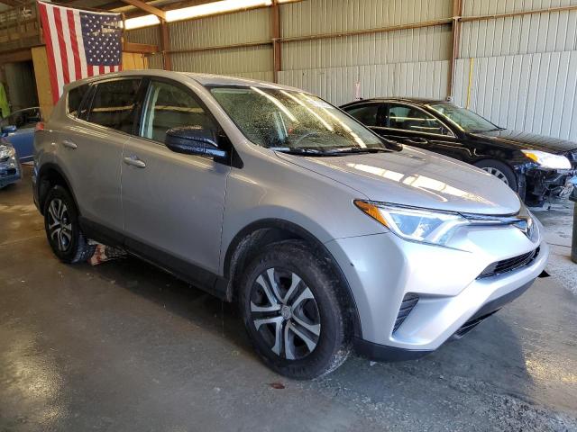 Photo 4 from auction – 2018 TOYOTA RAV4 LE with VIN JTMBFREV7JD249132