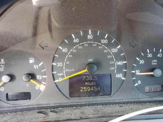 Photo 9 from auction – 2001 MERCEDES-BENZ E 320 with VIN WDBJH65J31B231920