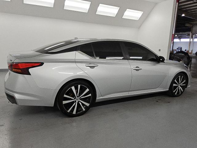 Photo 3 from auction – 2020 NISSAN ALTIMA SR with VIN 1N4BL4CV7LC130204
