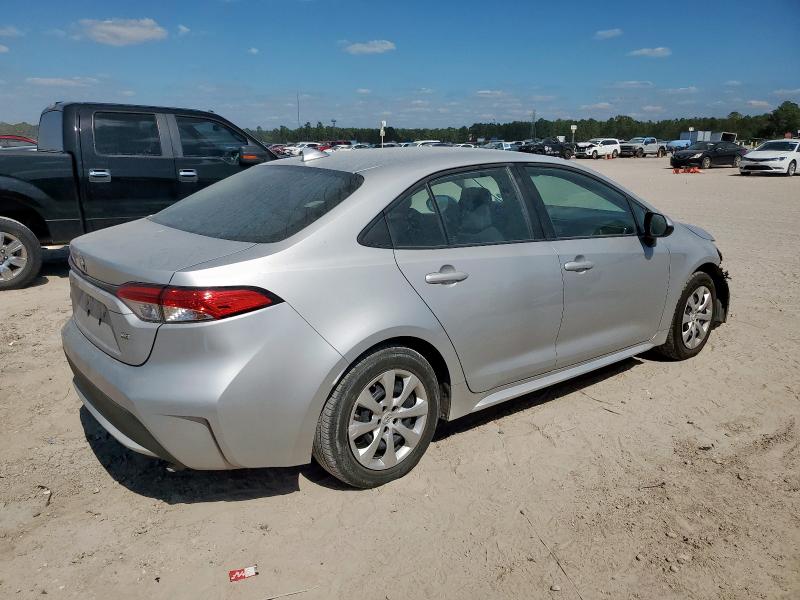 Photo 3 from auction – 2022 TOYOTA COROLLA LE with VIN 5YFEPMAE8NP363436
