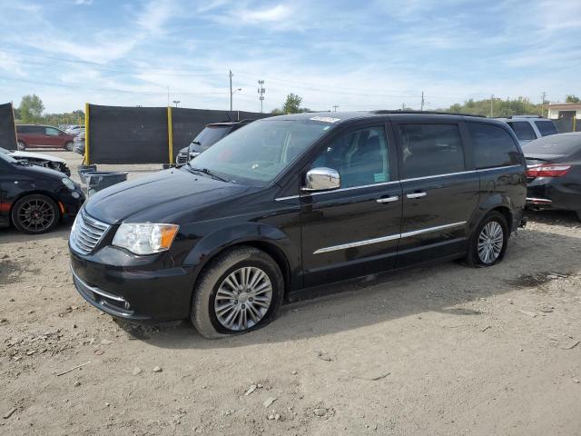 Photo 1 from auction – 2015 CHRYSLER TOWN & COU with VIN 2C4RC1CG4FR716590
