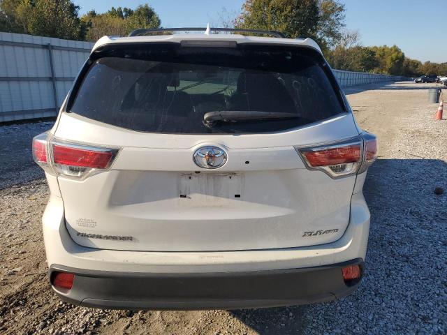 Photo 6 from auction – 2016 TOYOTA HIGHLANDER with VIN 5TDJKRFH0GS328333