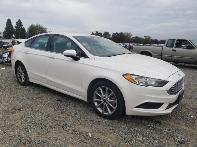 Photo 4 from auction – 2017 FORD FUSION with VIN 3FA6P0HD0HR294630