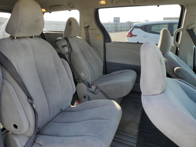Photo 11 from auction – 2011 TOYOTA SIENNA LE with VIN 5TDKK3DC3BS120433