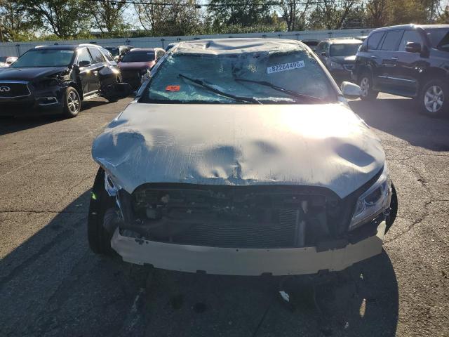 Photo 5 from auction – 2016 BUICK LACROSSE with VIN 1G4GA5G30GF269790