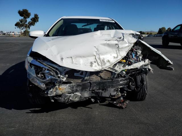 Photo 5 from auction – 2015 TOYOTA COROLLA L with VIN 5YFBURHE3FP268458