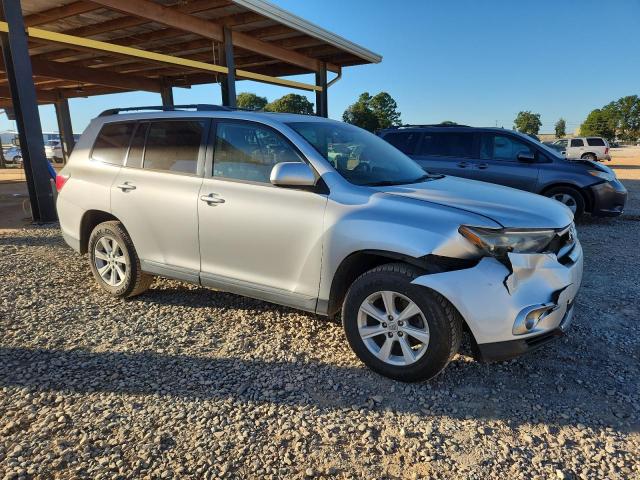 Photo 4 from auction – 2011 TOYOTA HIGHLANDER with VIN 5TDZK3EH0BS048910